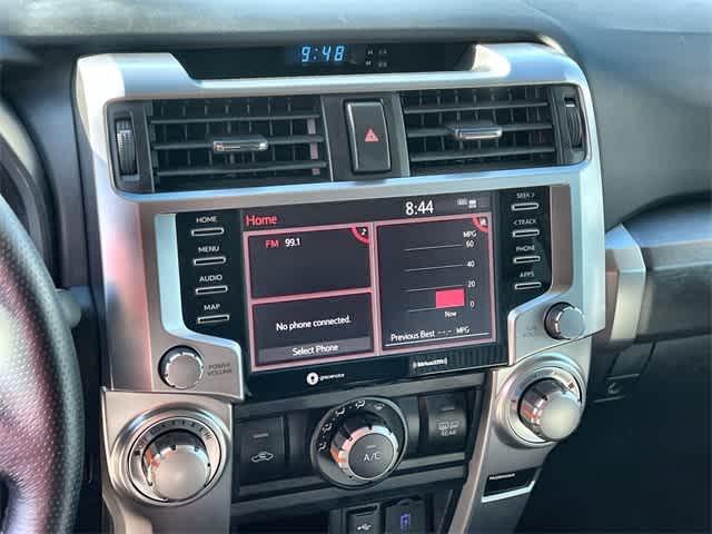 Thumbnail: 2022 Toyota 4Runner - 18