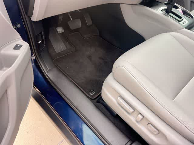 Thumbnail: 2018 Honda Pilot - 3