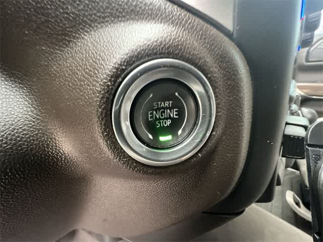 Thumbnail: 2020 Chevrolet Silverado 1500 - 28