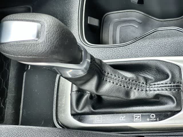 Thumbnail: 2022 Nissan Frontier - 16