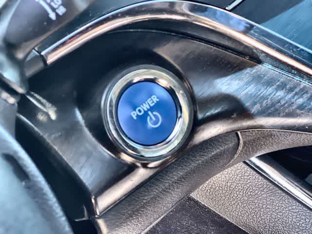 Thumbnail: 2016 Toyota Avalon - 28