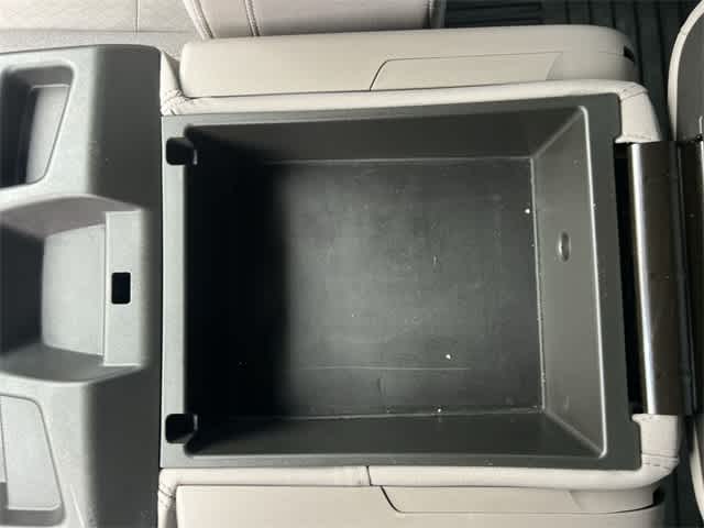 Thumbnail: 2020 Chevrolet Silverado 1500 - 27