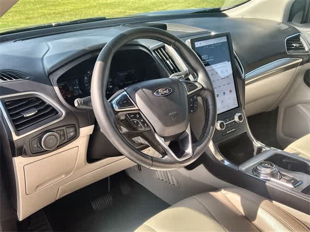 Thumbnail: 2022 Ford Edge - 15