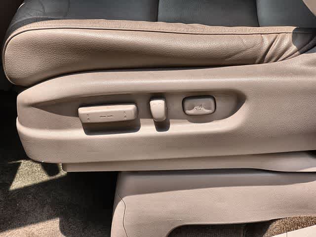 Thumbnail: 2015 Honda Odyssey - 31