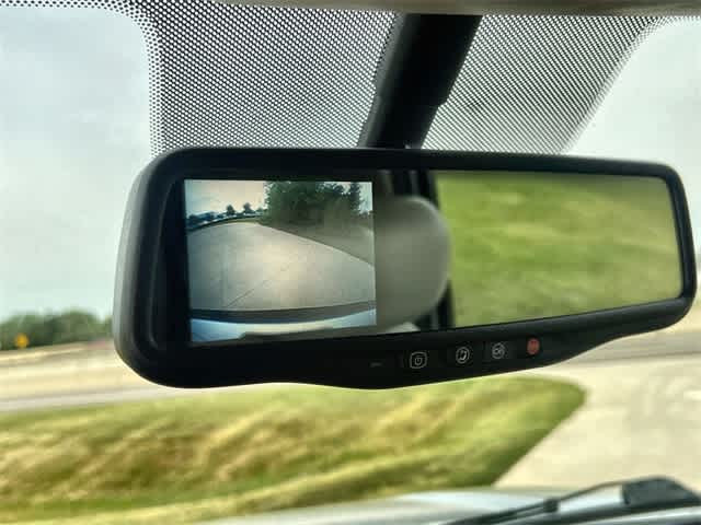 Thumbnail: 2014 Chevrolet Suburban - 26