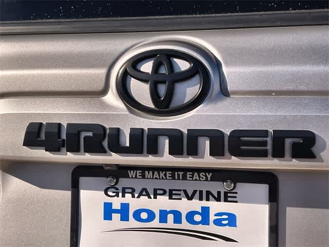 Thumbnail: 2022 Toyota 4Runner - 8