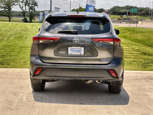 Thumbnail: 2021 Toyota Highlander - 6