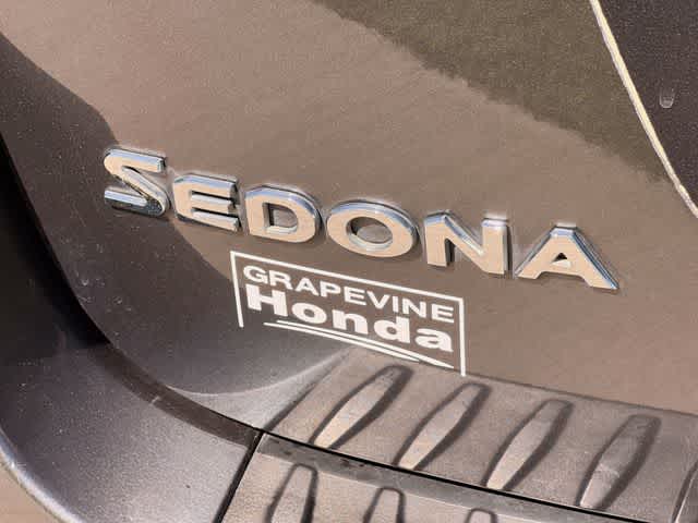 Thumbnail: 2016 Kia Sedona - 8