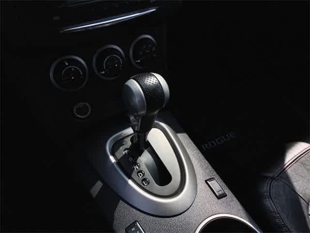 Thumbnail: 2013 Nissan Rogue - 16
