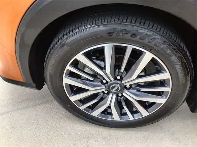 2022 Nissan Kicks SV 9