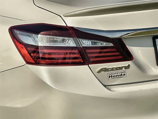 Thumbnail: 2016 Honda Accord - 8
