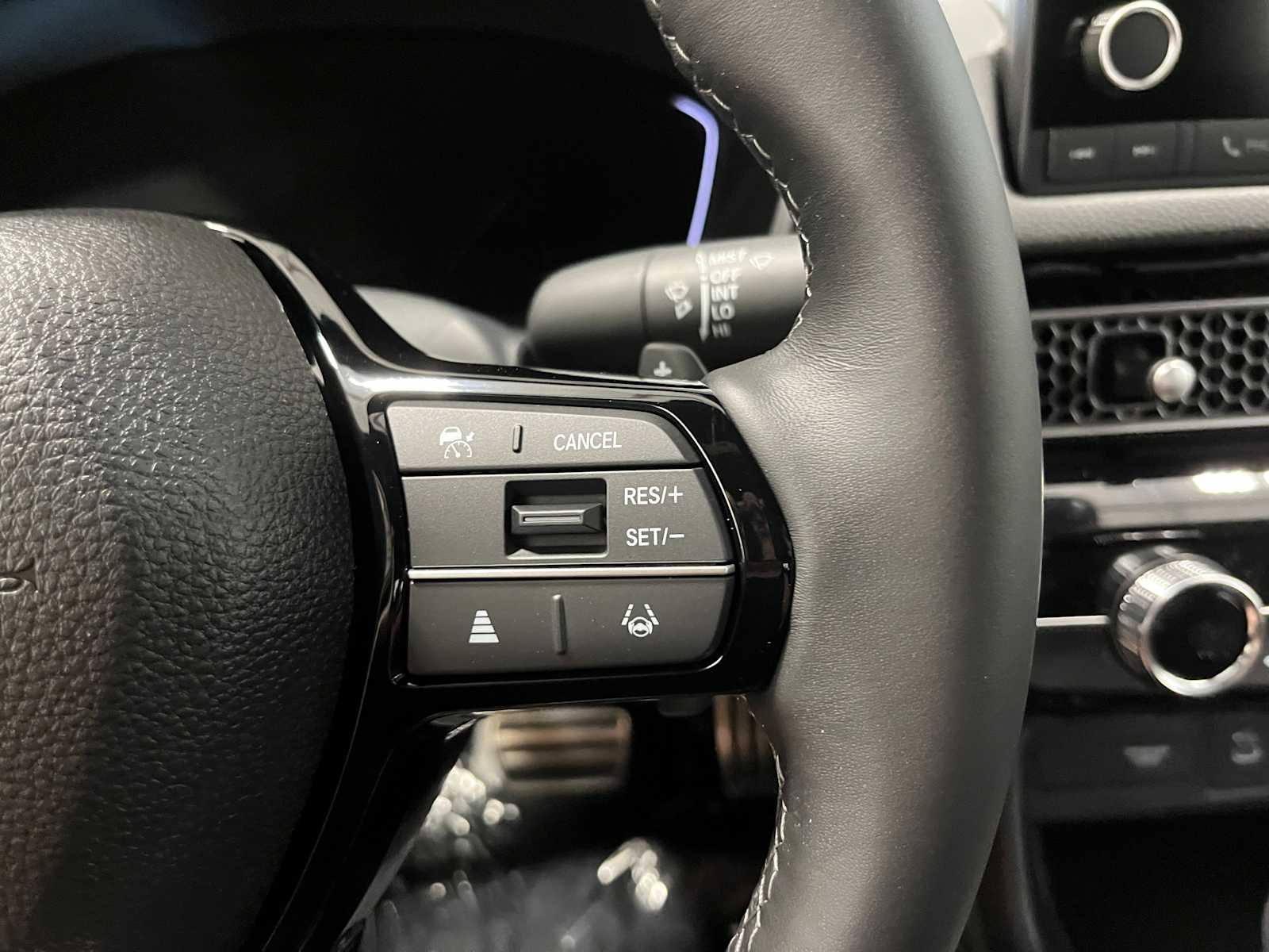 2025 Honda Civic Sport 18