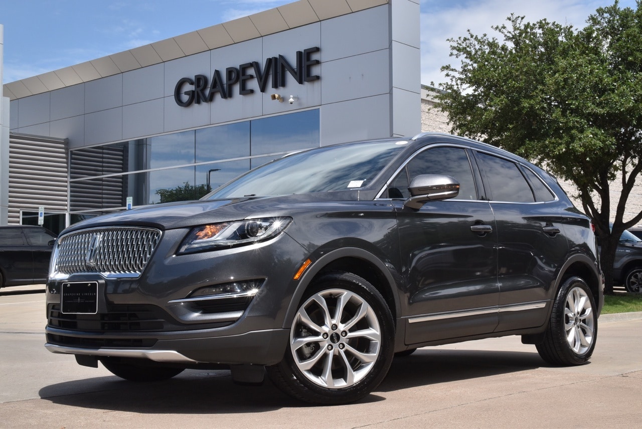 Used 2019 Lincoln MKC Select with VIN 5LMCJ2C9XKUL48117 for sale in Grapevine, TX