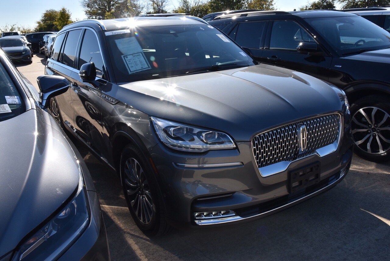 2023 Lincoln Aviator Reserve photo 3