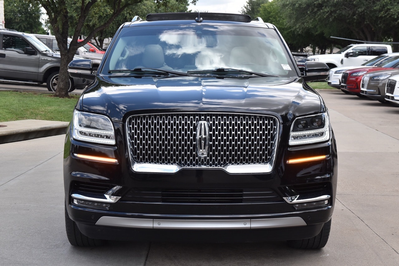 Used 2021 Lincoln Navigator Reserve L with VIN 5LMJJ3LT1MEL05100 for sale in Grapevine, TX