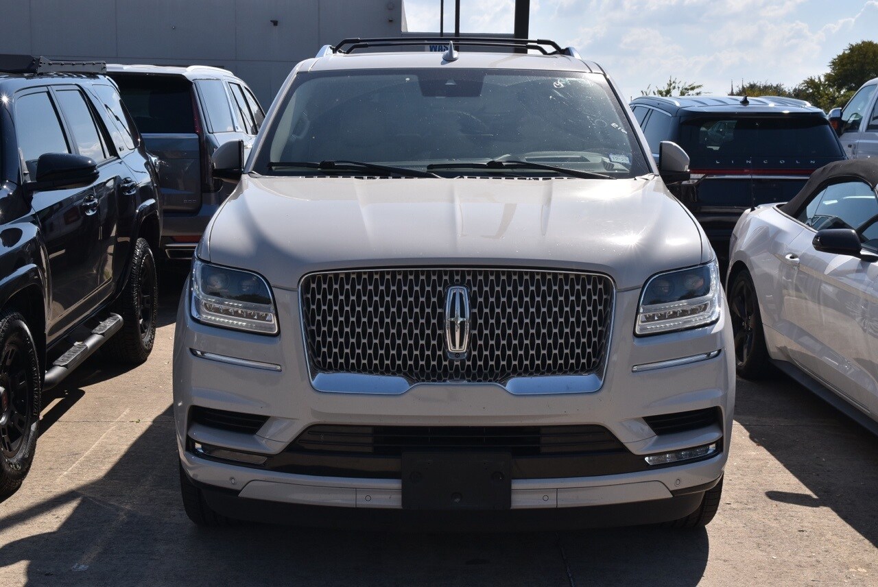 2021 Lincoln Navigator Reserve photo 2