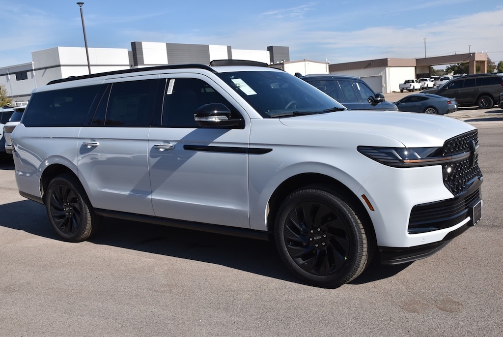 New 2025 Lincoln Navigator L Reserve SUV