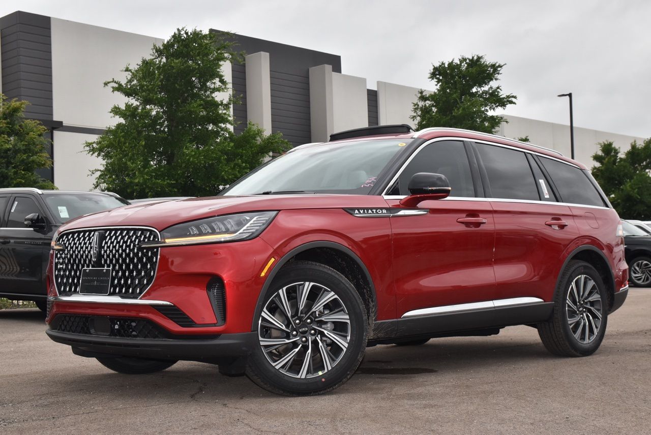 2026 Lincoln Aviator Premiere AWD's photo