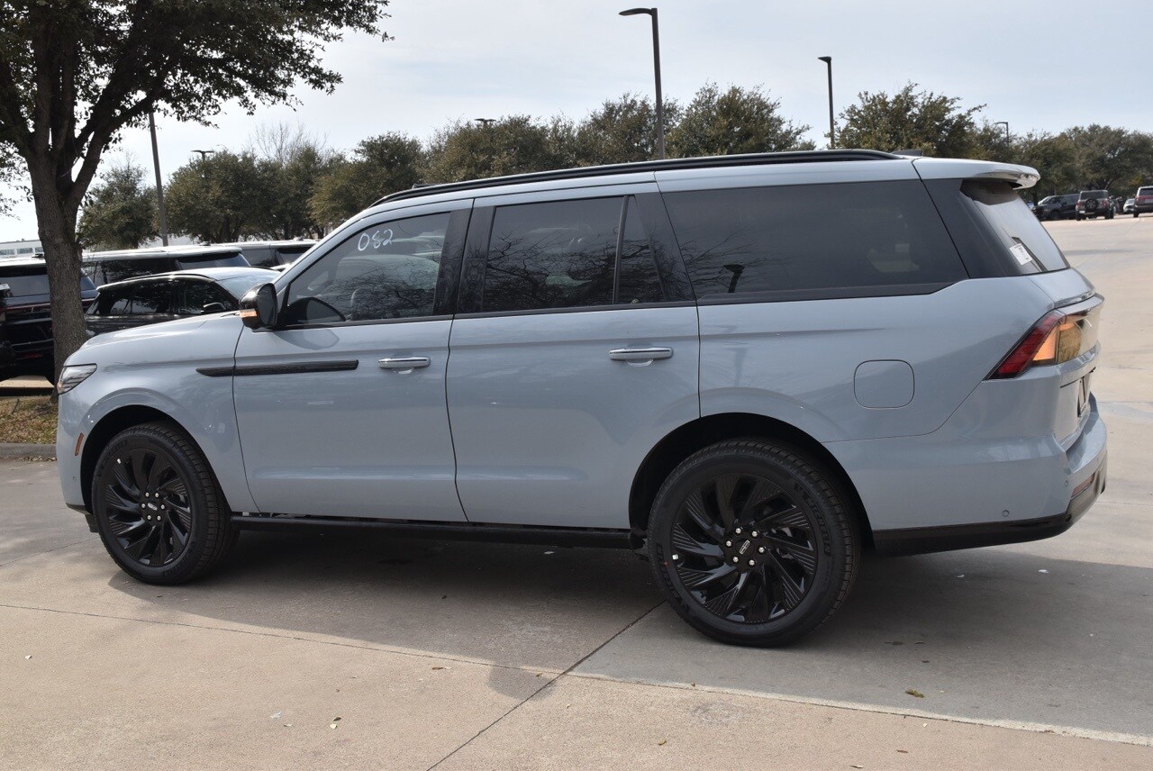2025 Lincoln Navigator Reserve - Photo 10