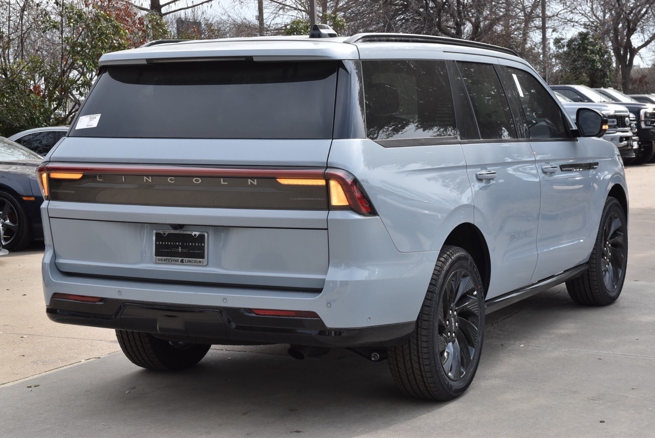 2025 Lincoln Navigator Reserve - Photo 7