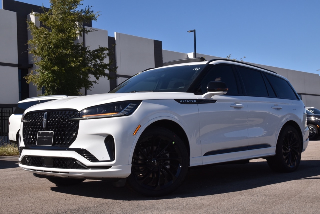 2026 Lincoln Aviator Reserve's photo
