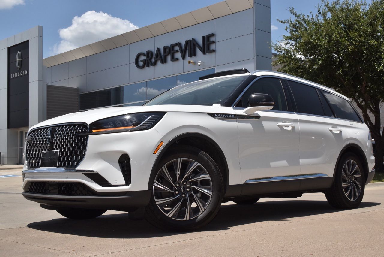 New 2026 Lincoln Aviator Premiere