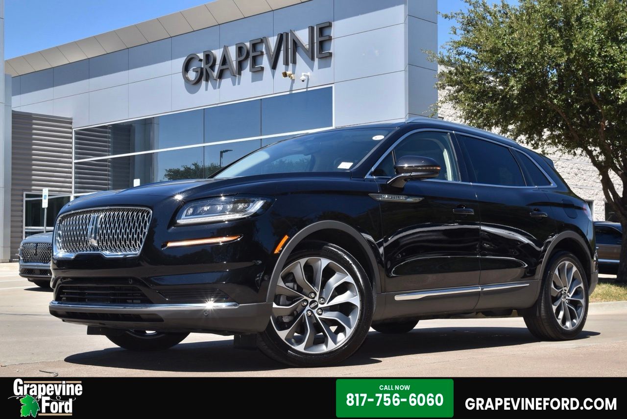 2023 Lincoln Nautilus Reserve AWD    