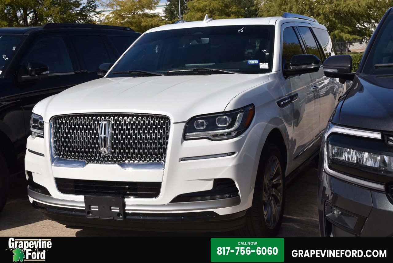 2023 Lincoln Navigator
