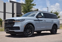 2027 Lincoln Navigator Reserve SUV