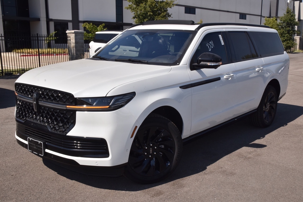 2025 Lincoln Navigator Reserve L - Photo 12
