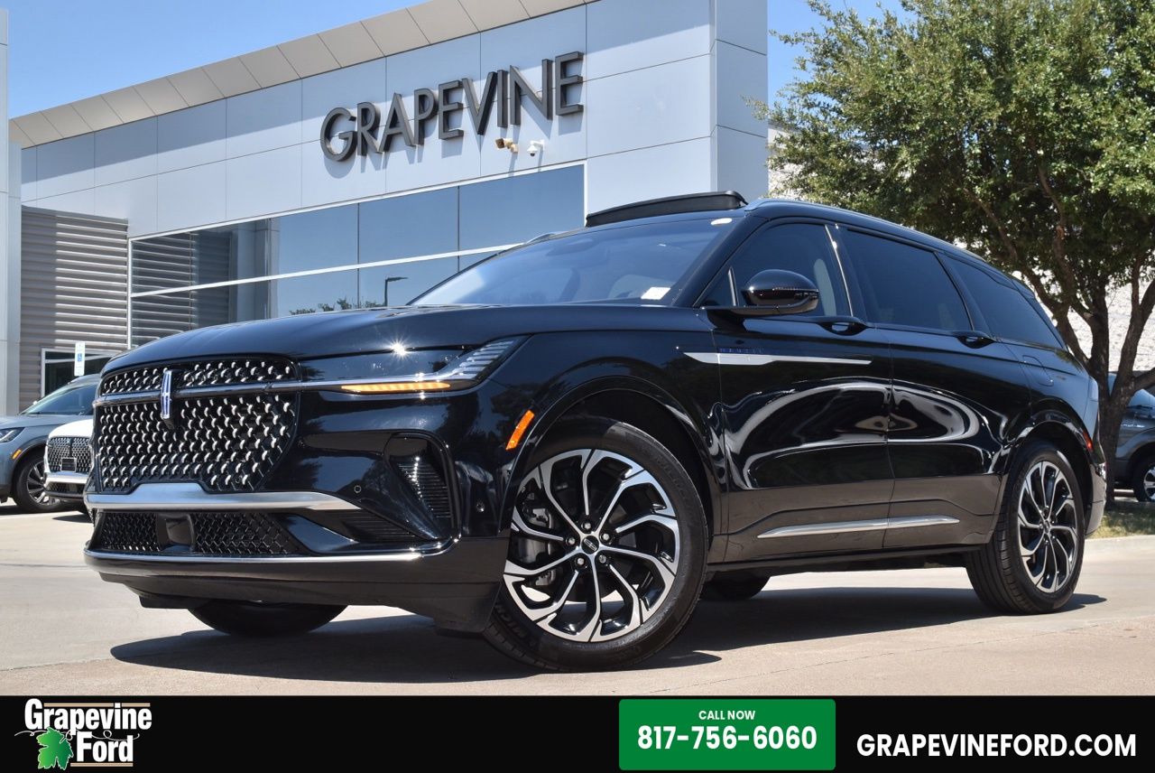 2024 Lincoln Nautilus Negro (Infinite Black Metallic Clearcoat) SUV/Crossover Tracción en las cuatro ruedas Transmisión variable continua