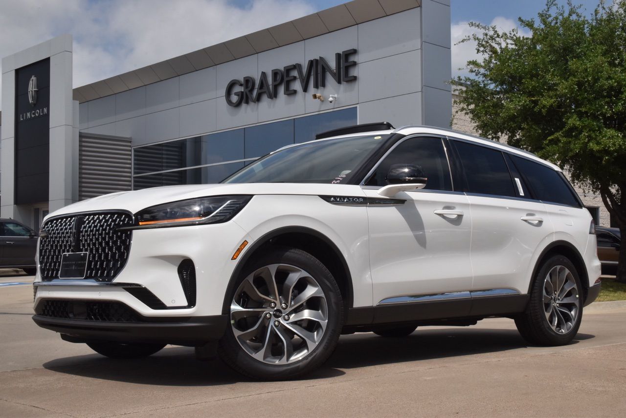 2026 Lincoln Aviator Reserve RWD's photo