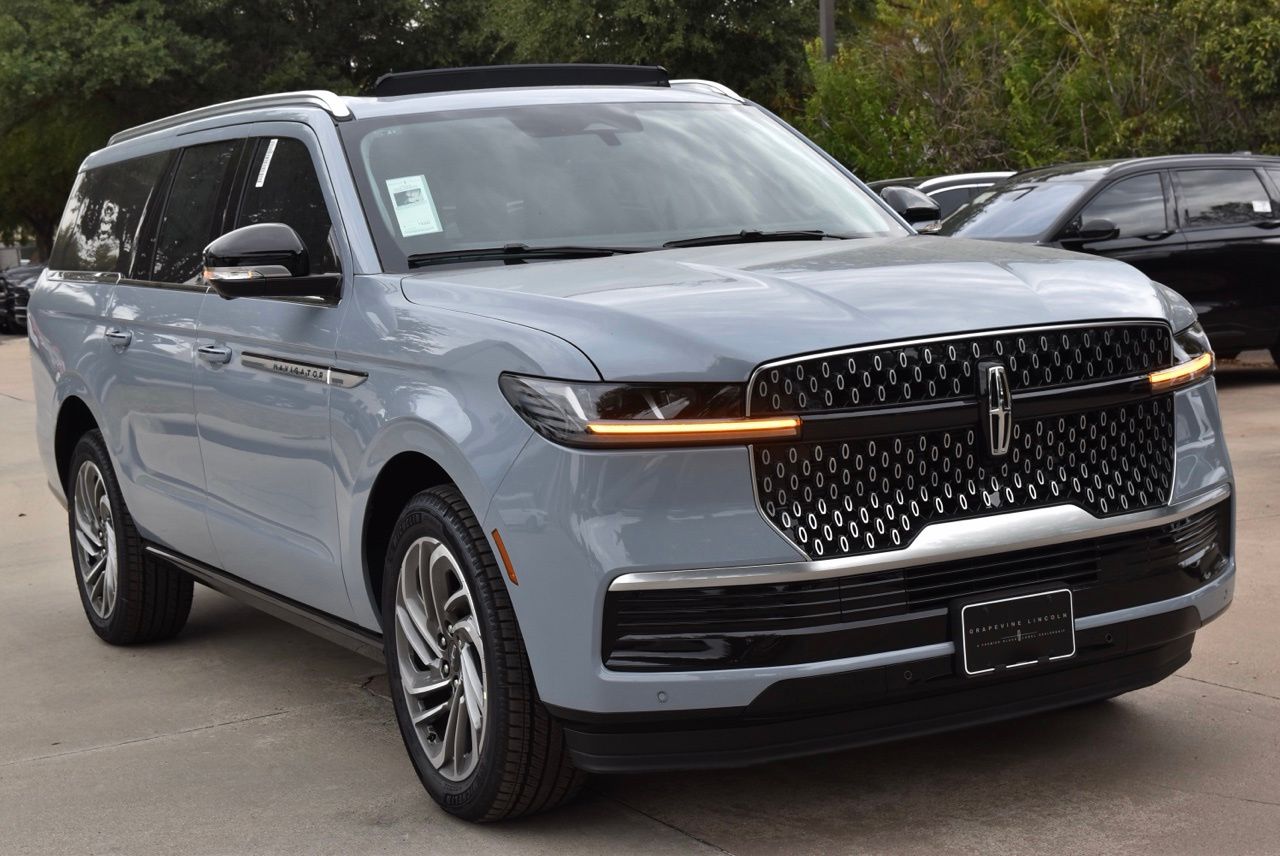 New 2027 Lincoln Navigator L Reserve SUV