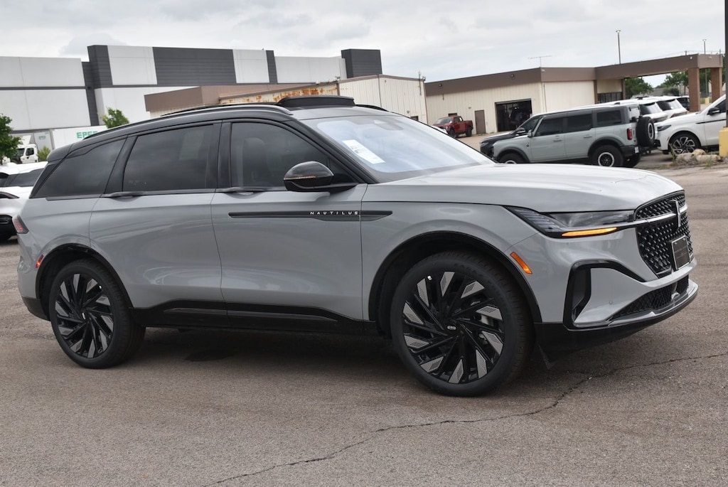 New 2026 Lincoln Nautilus Reserve SUV
