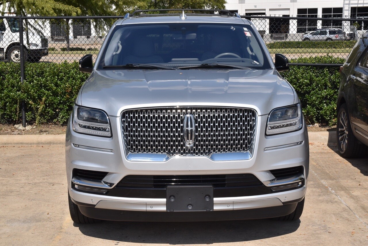 2019 Lincoln Navigator Reserve photo 2