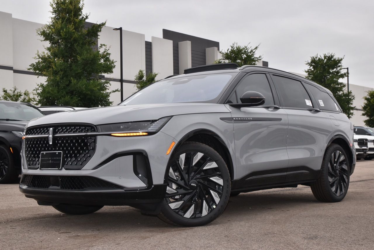 New 2026 Lincoln Nautilus Reserve