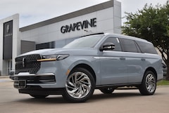 2026 Lincoln Navigator Reserve SUV