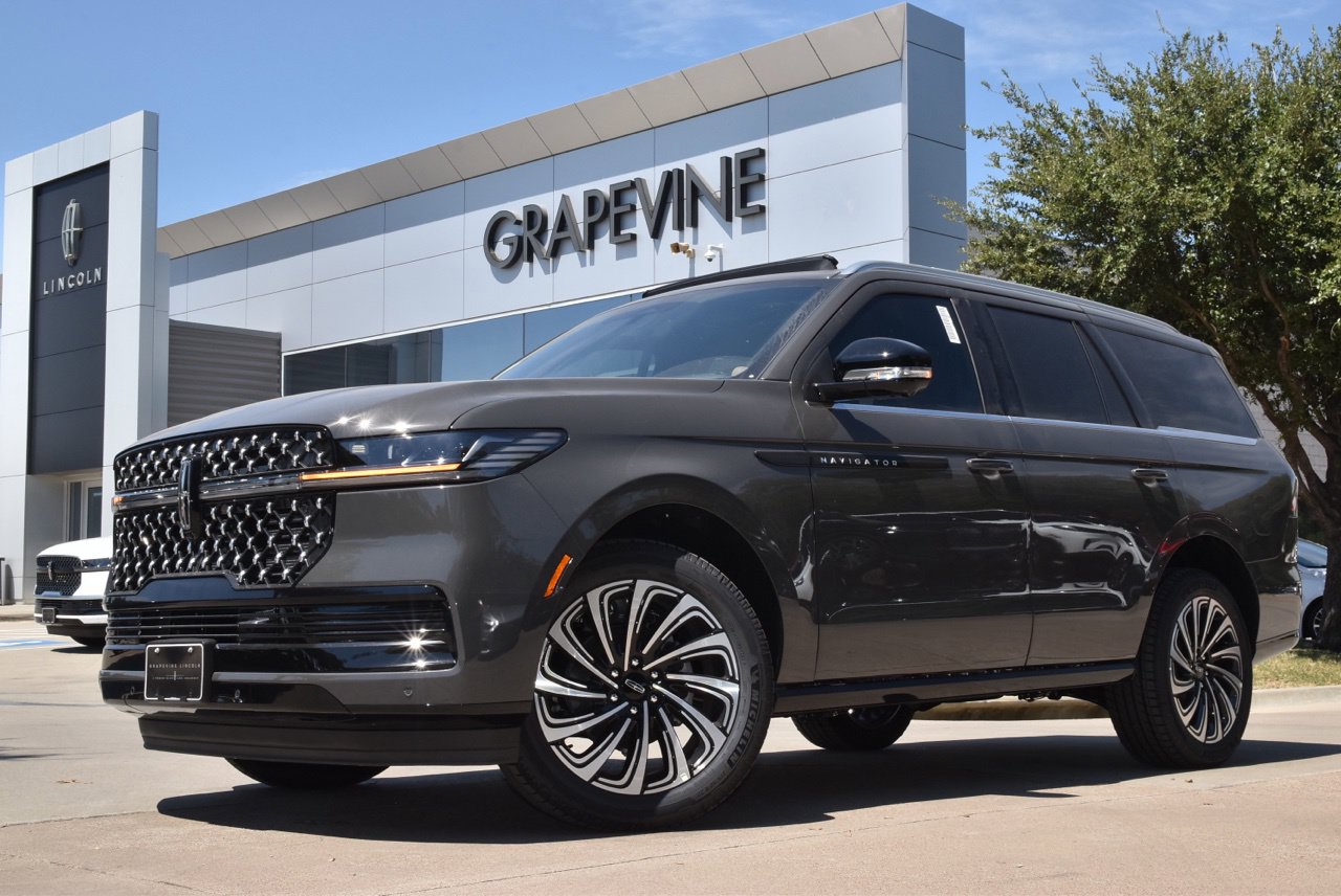 2027 Lincoln Navigator