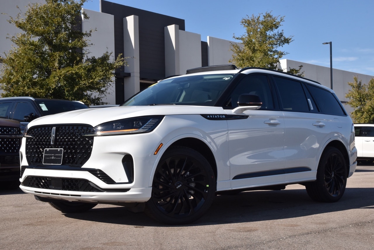 2026 Lincoln Aviator Reserve's photo