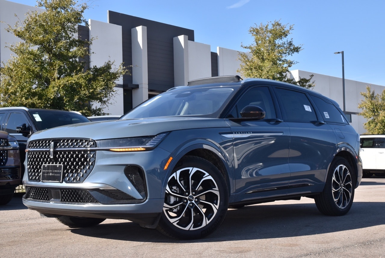 2026 Lincoln Nautilus Reserve's photo