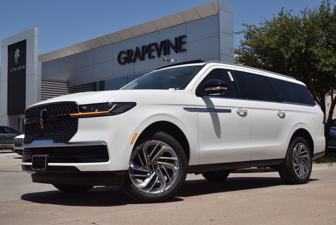 New 2026 Lincoln Navigator L Reserve