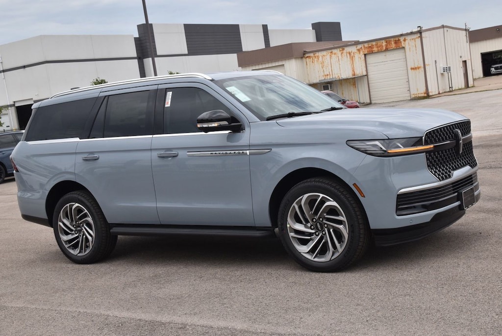 New 2026 Lincoln Navigator Premiere SUV