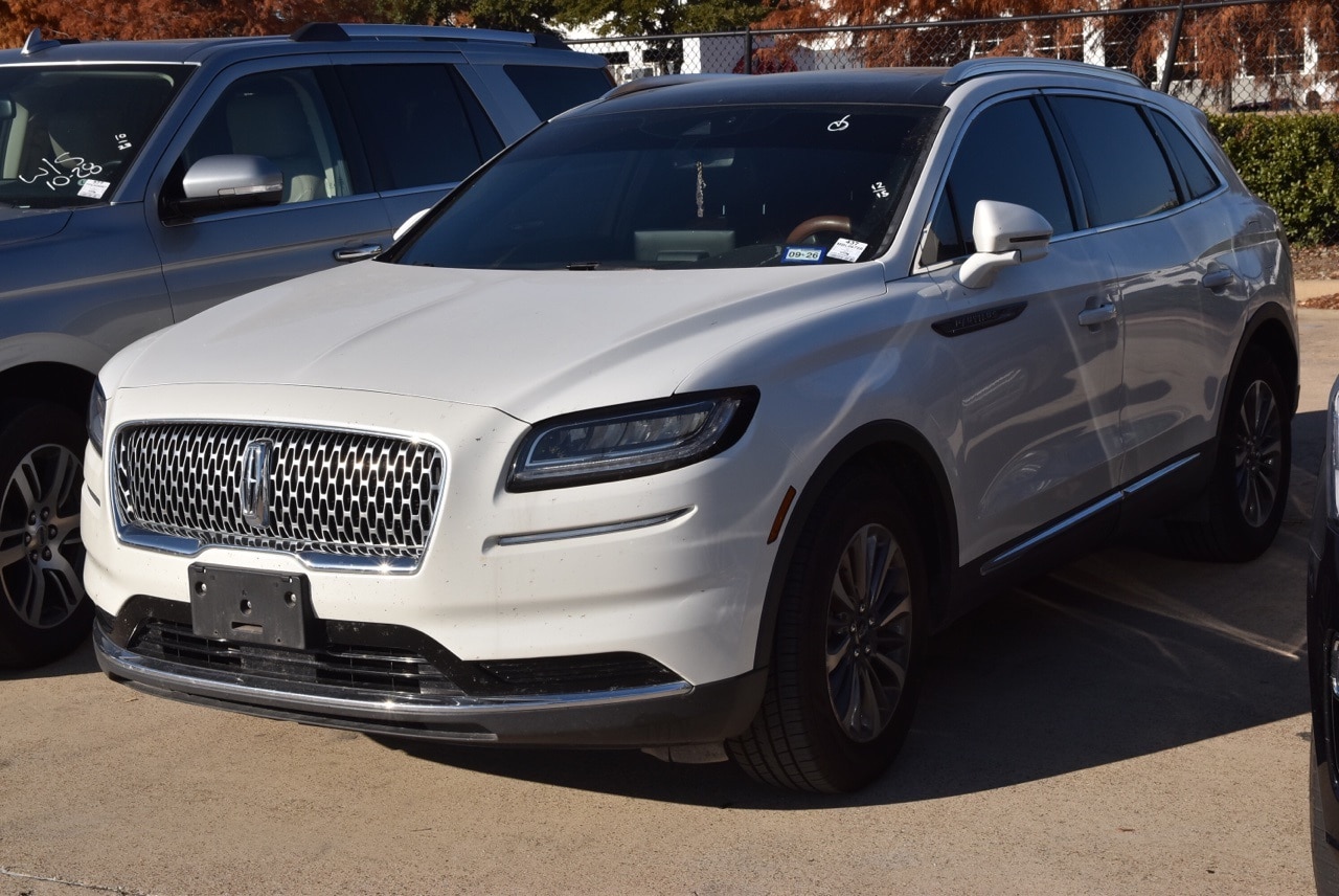 2021 Lincoln Nautilus Reserve's photo