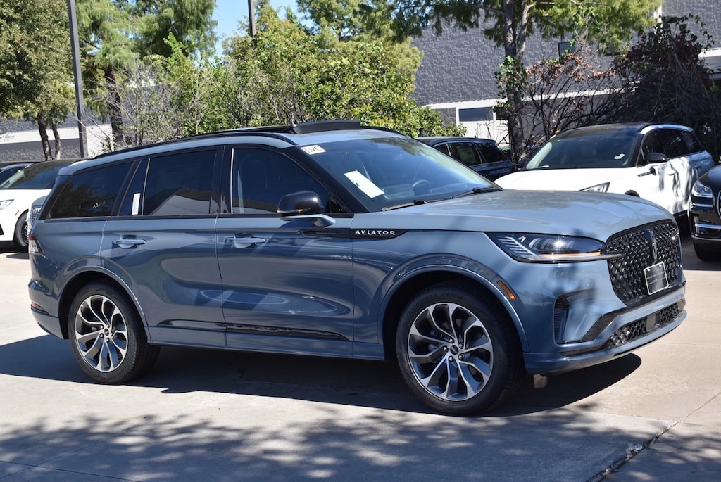 New 2025 Lincoln Aviator Premiere SUV