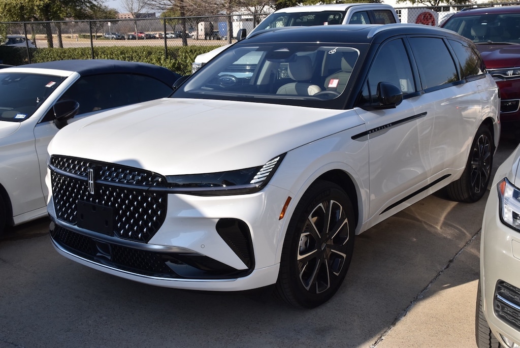 Used 2026 Lincoln Nautilus Reserve SUV