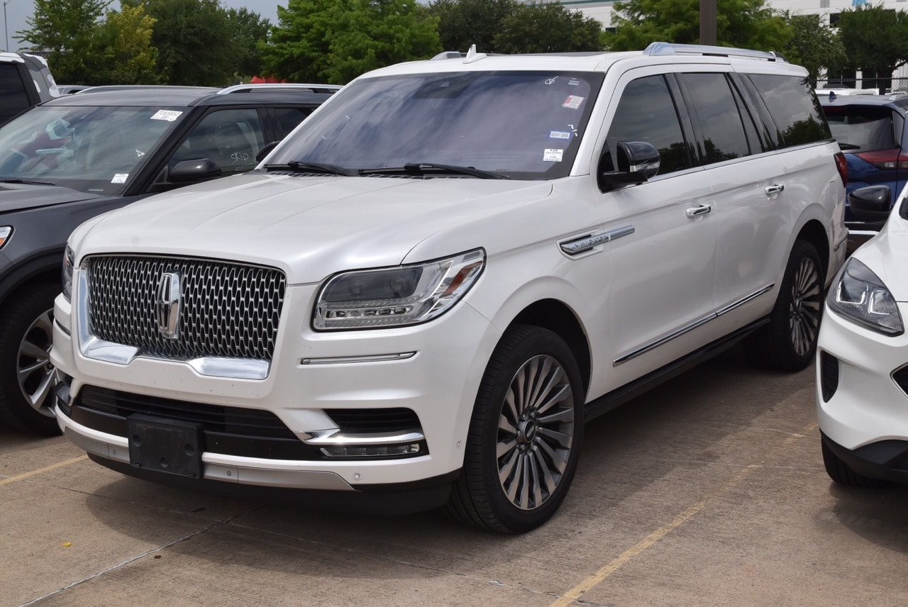 Used 2018 Lincoln Navigator Reserve with VIN 5LMJJ3LT3JEL05000 for sale in Grapevine, TX