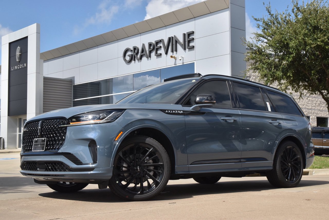2027 Lincoln Aviator