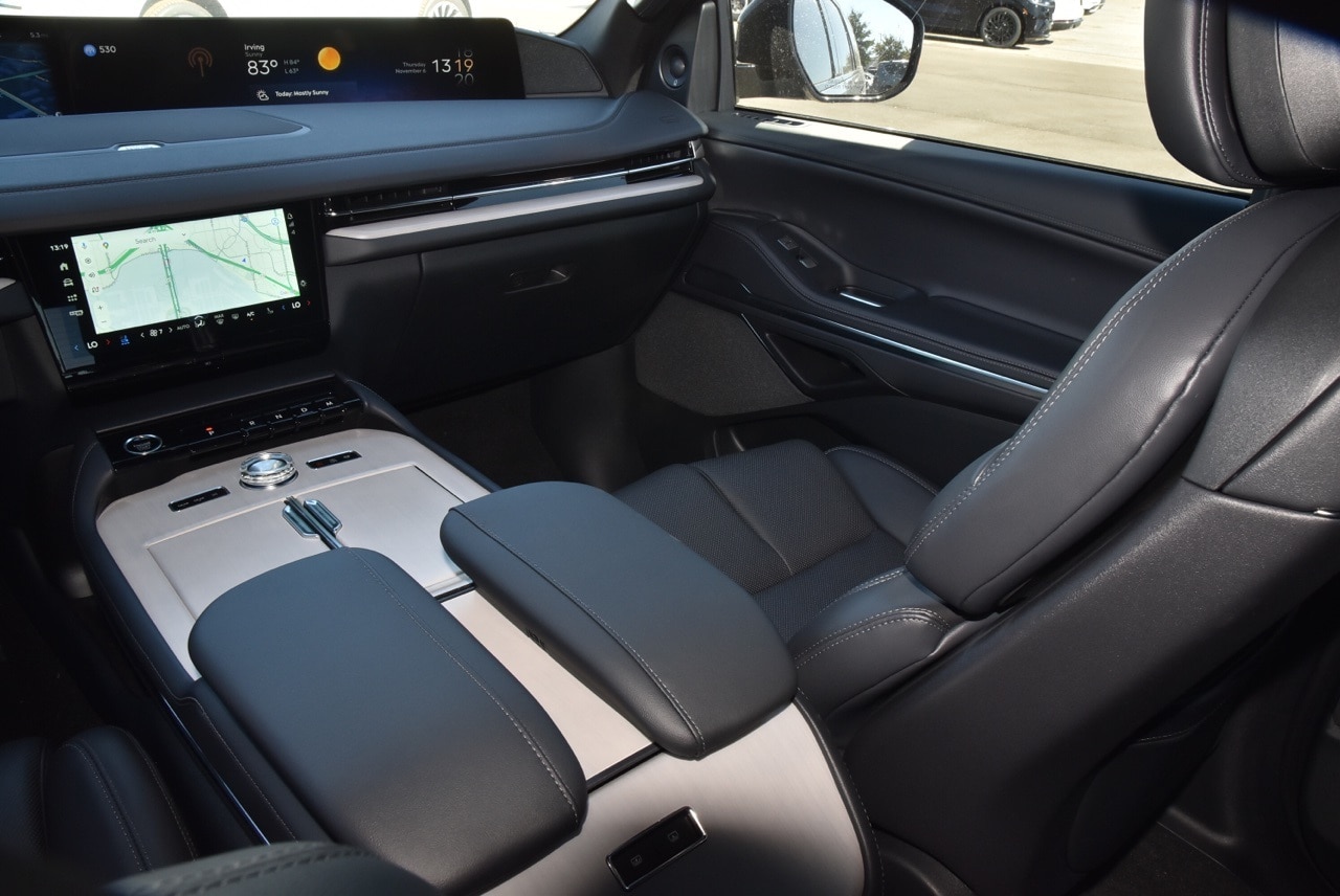 2025 Lincoln Navigator Reserve - Photo 18