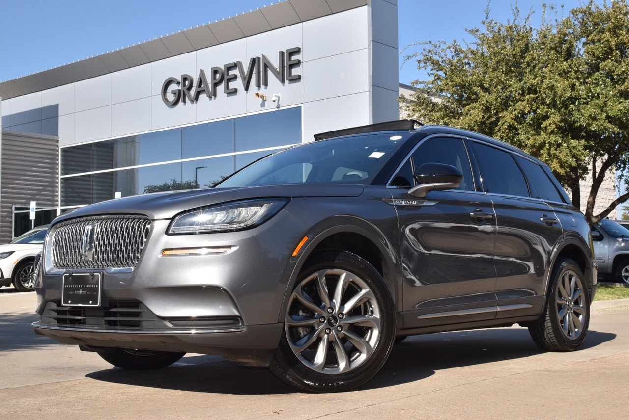 2022 Lincoln Corsair Base's photo