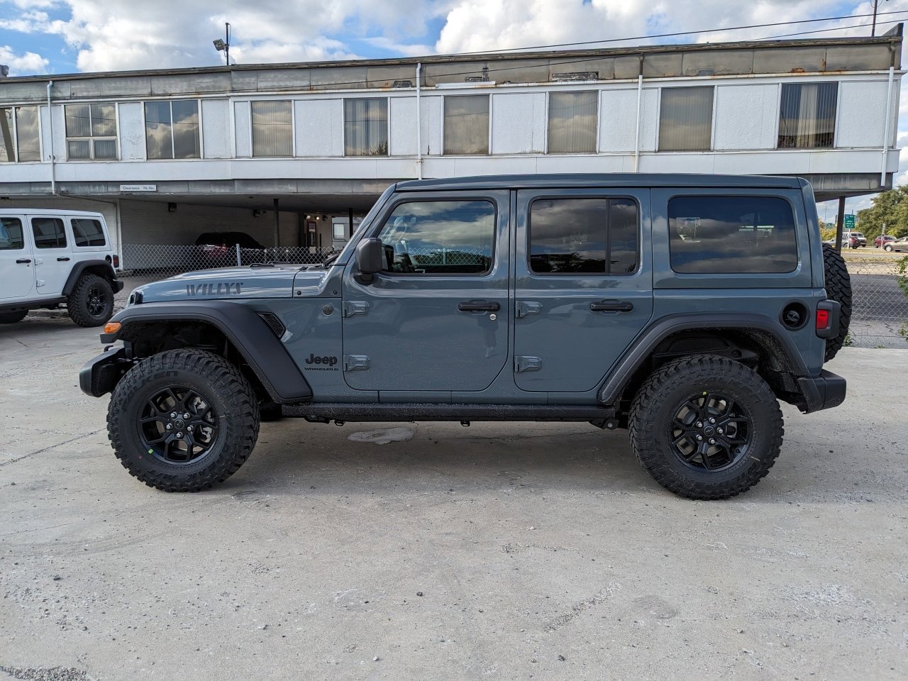 2024 Jeep Wrangler Willys 6